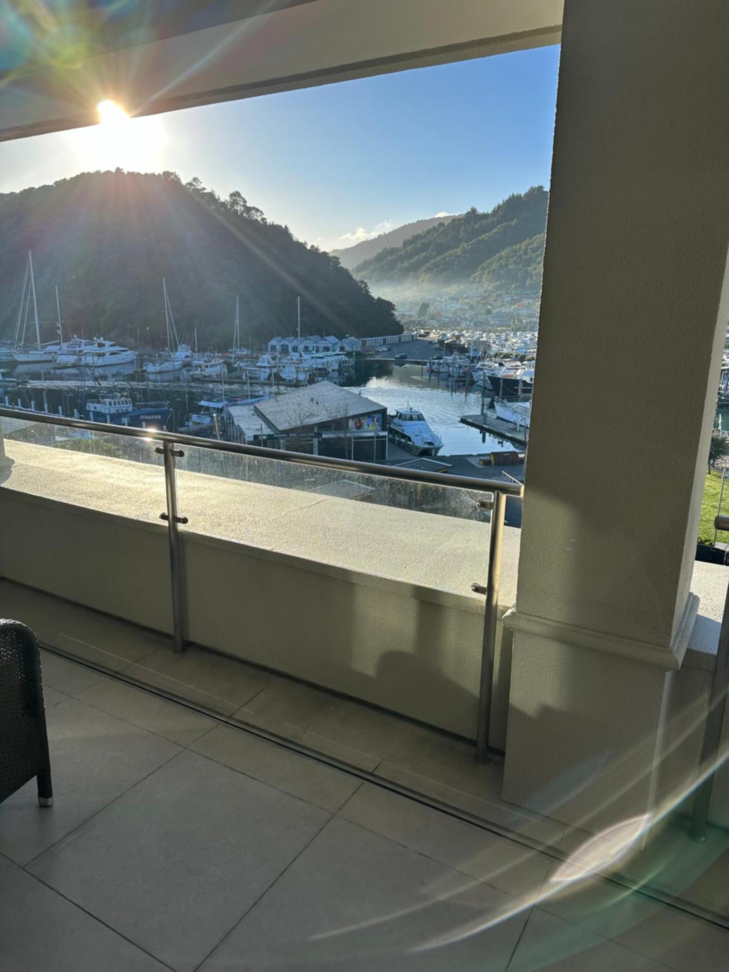 Picton Waterfront Apartments Екстериор снимка